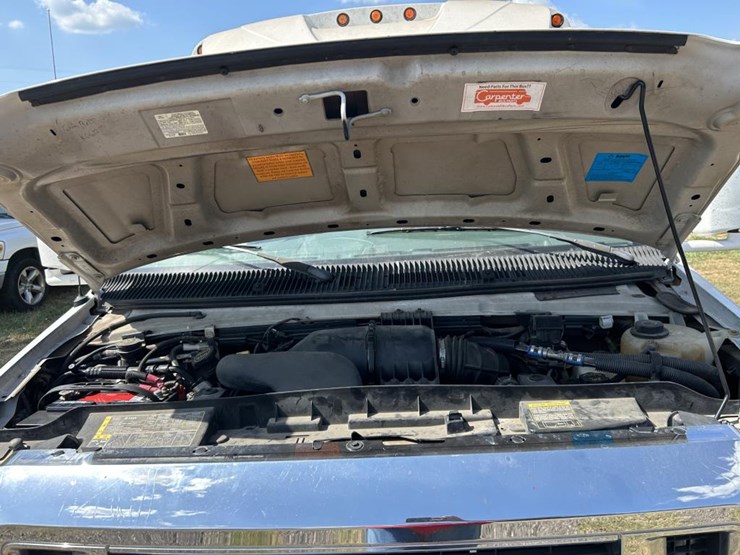 2008-ford-e350-image-15