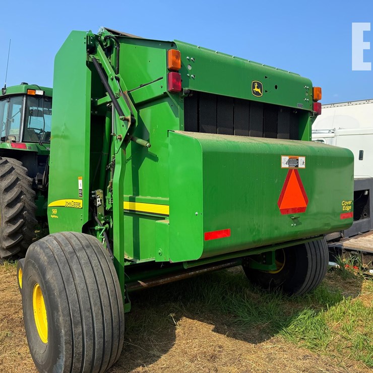 JOHN DEERE 569