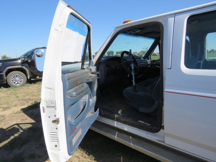 1995-ford-f350-xlt-image-13