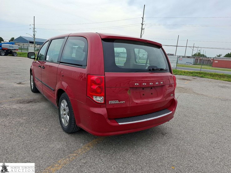 2013-dodge-grand-caravan-image-7