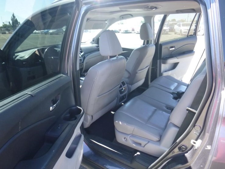 2018-honda-pilot-image-8