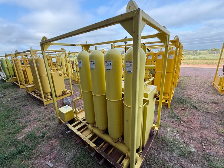 meyer-3k-wp-diesel-powered-4-station-accumulator-closing-unit,-skidded-image-3