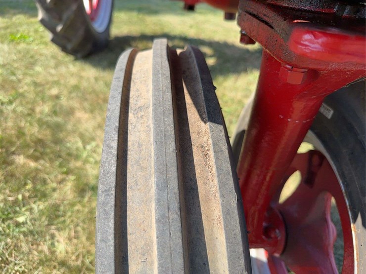 farmall-200-image-16
