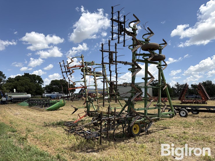 john-deere-1610-image-5