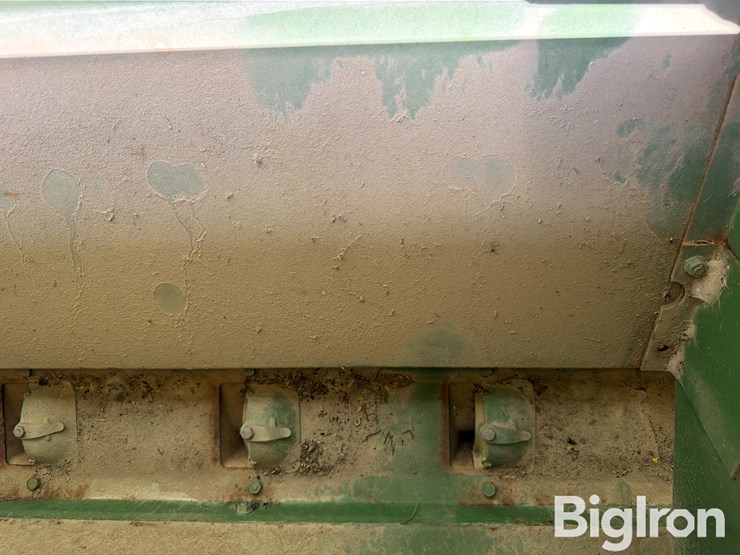 john-deere-8300-image-17