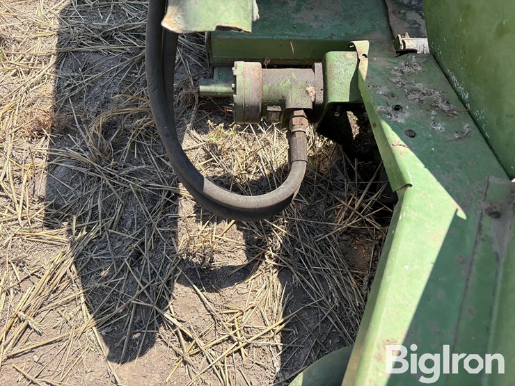 john-deere-10-image-15