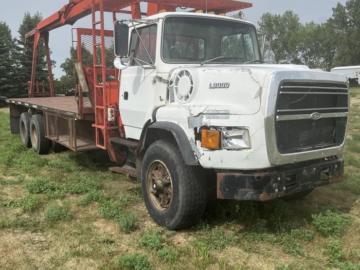 1994-ford-l9000-image-3