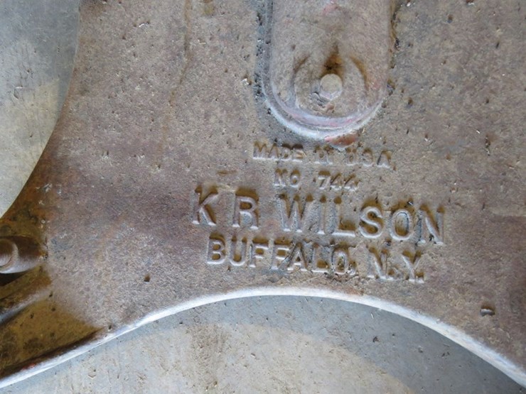 k.r.-wilson-service-stand-image-2
