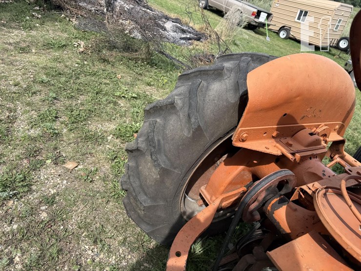 allis-chalmers-b-image-10