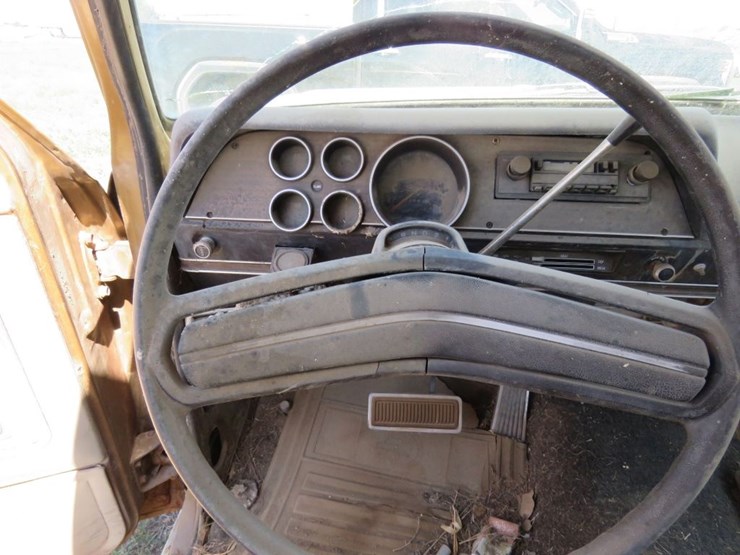 1974-dodge-ram-charger-image-15