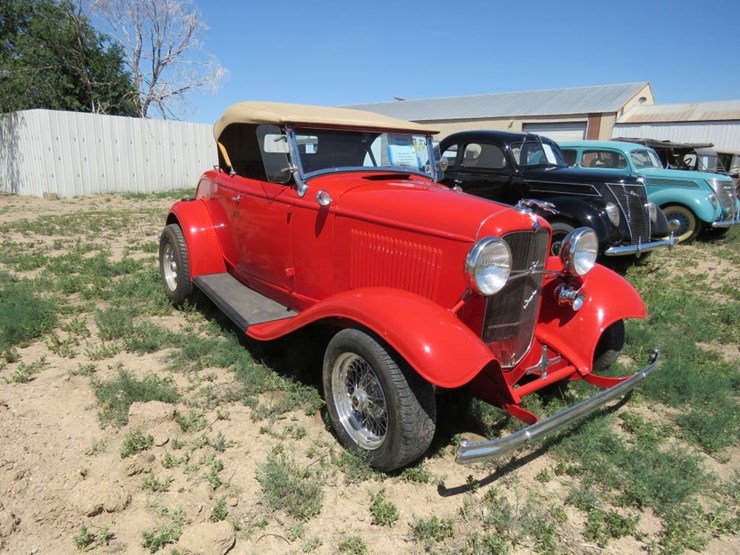 1932-ford-roadster-custom-image-3
