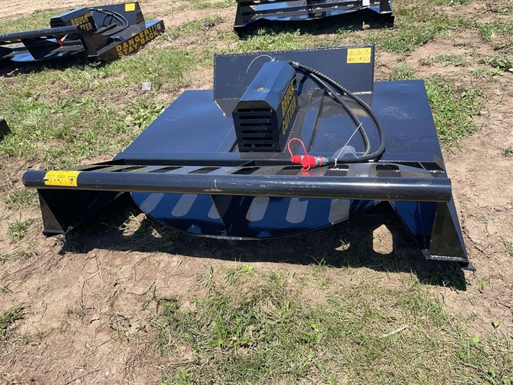 agt-skid-steer-brush-cutter-image-4