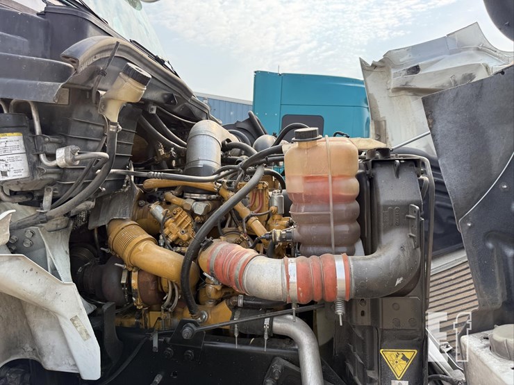 2009-international-transtar-8600-image-37