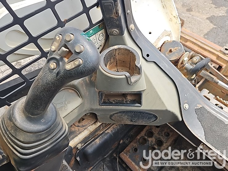 2022-bobcat-t595-image-29