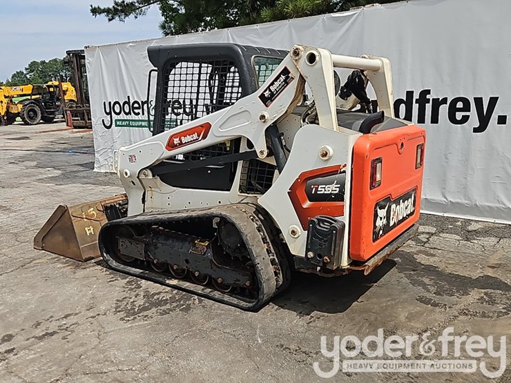 2022-bobcat-t595-image-3