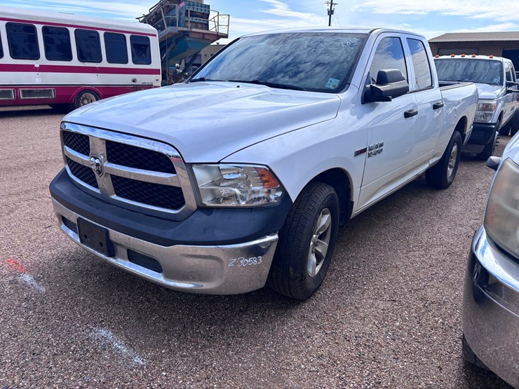2015-dodge-ram-1500-image-2