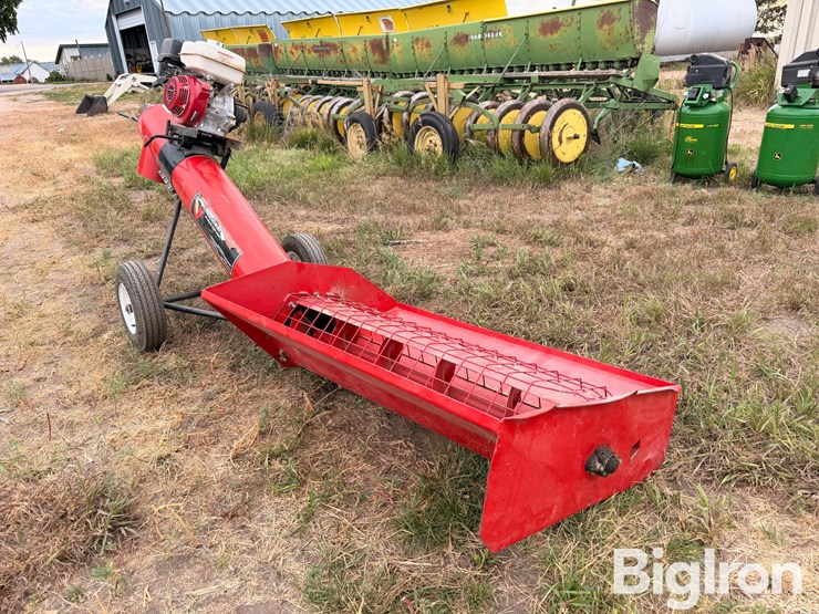wheatheart-10"-transfer-auger-image-7