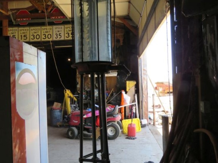 10-gallon-upright-visible-gas-pump-project-image-3