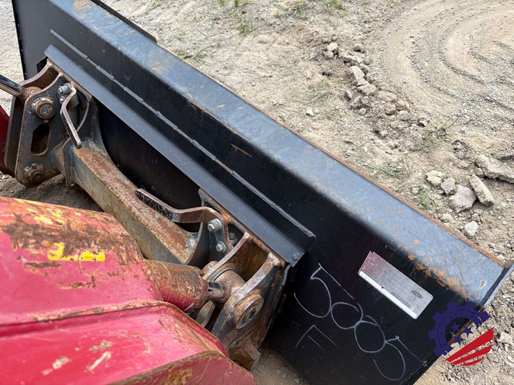 takeuchi-tl10v2-image-51