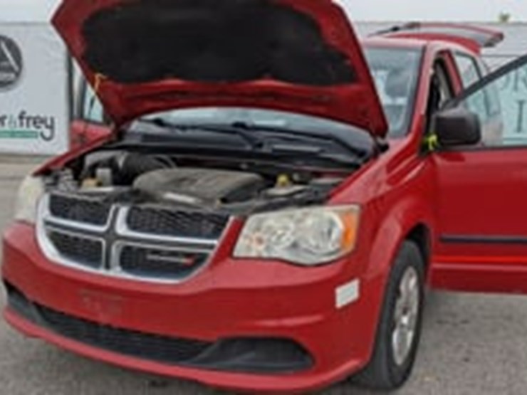2013-dodge-grand-caravan-image-9