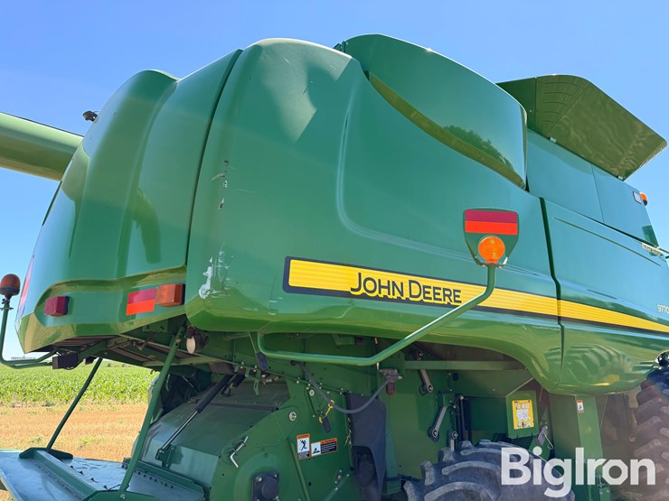 2011-john-deere-9770-sts-image-14