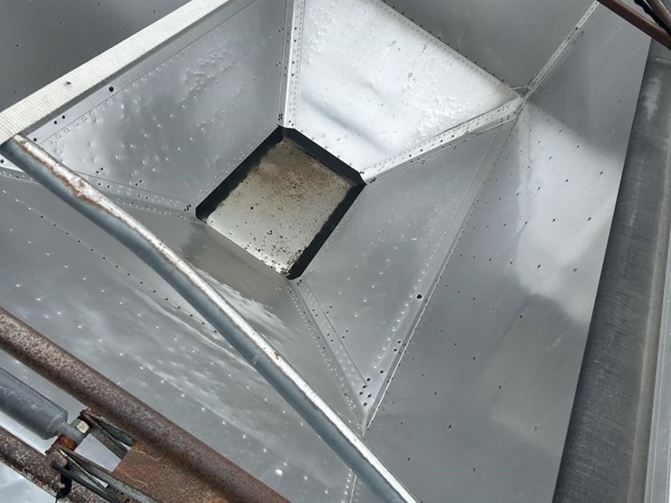 2012-timpte-super-hopper-bottom-image-46