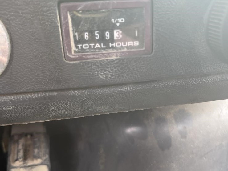 1994-ford-l9000-image-14