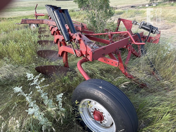 case-ih-770-image-2
