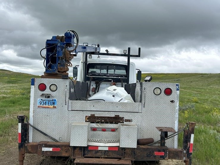 2003-international-durastar-4300-image-6