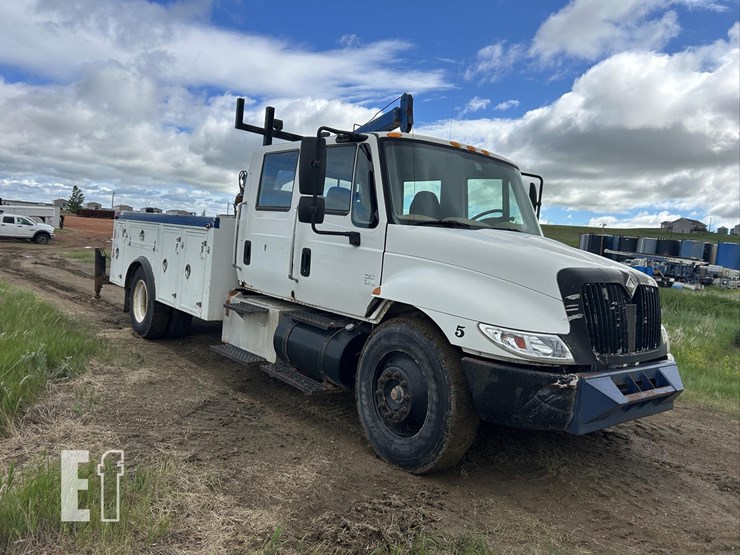 2003-international-durastar-4300-image-3