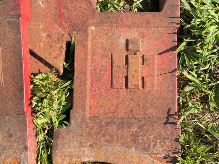 (2)-international-harvester-suitcase-weights-image-3