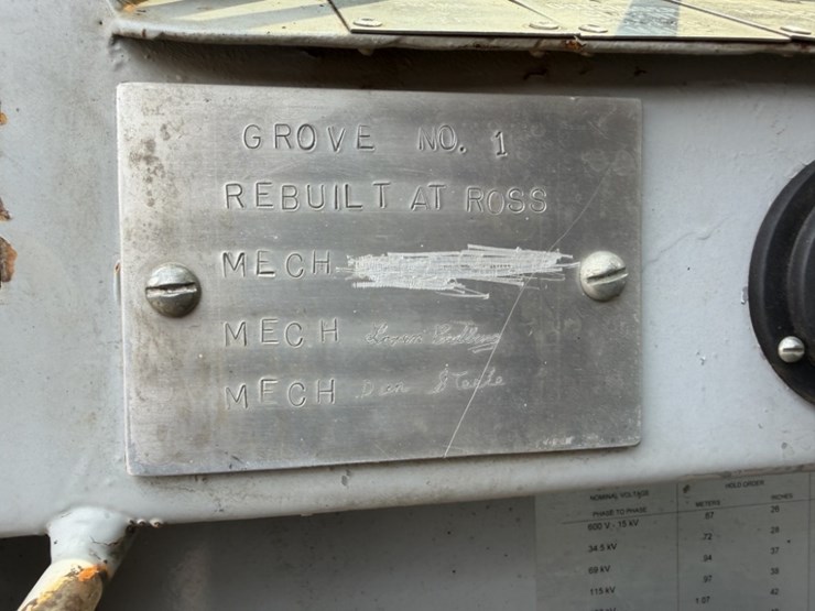 1966-grove-tm225t-image-56