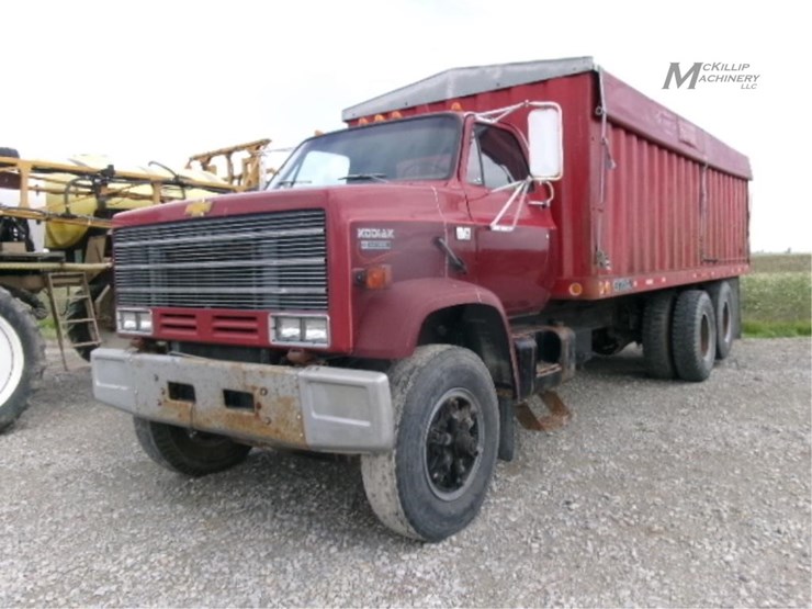 1981-caterpillar-3208-image-1