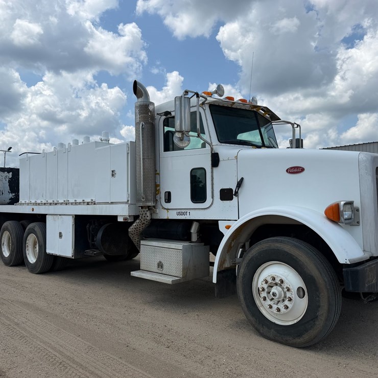 2008 PETERBILT 365