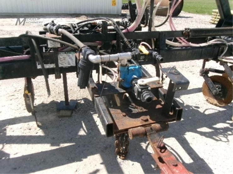 2002-dalton-ag-products-d3035-image-14