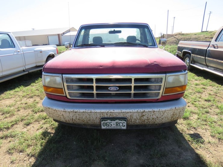 1995-ford-f150-xlt-image-2