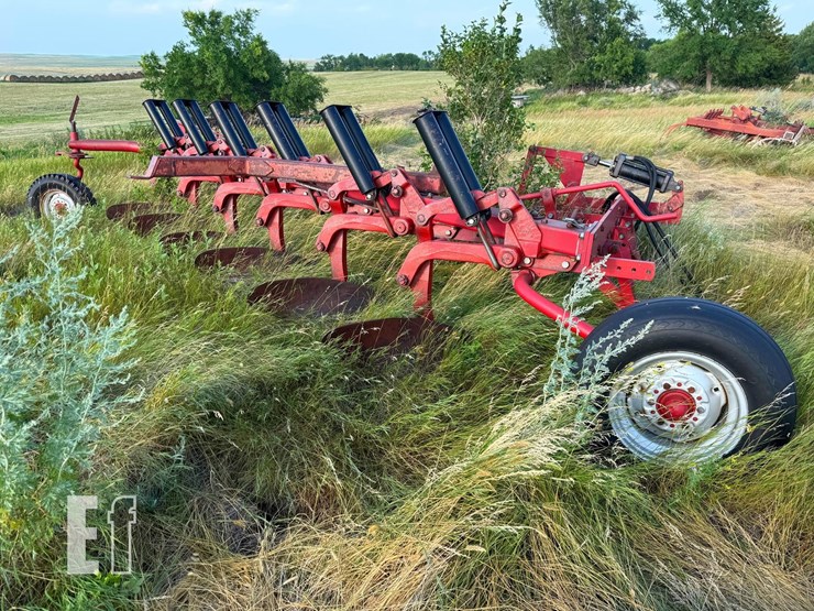 case-ih-770-image-1