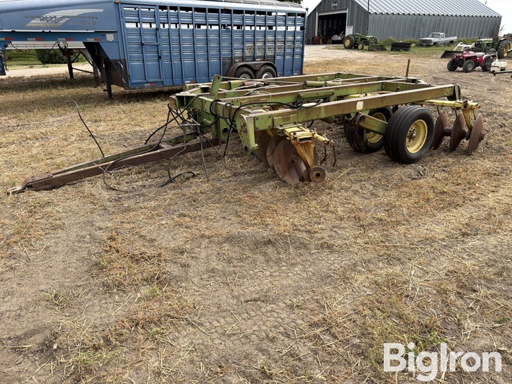 john-deere-t0330-image-1