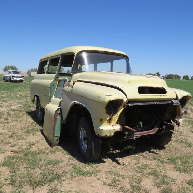 1955 GMC SUBURBAN