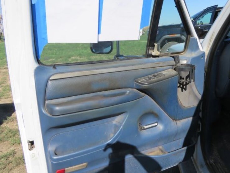 1995-ford-f350-xlt-image-15