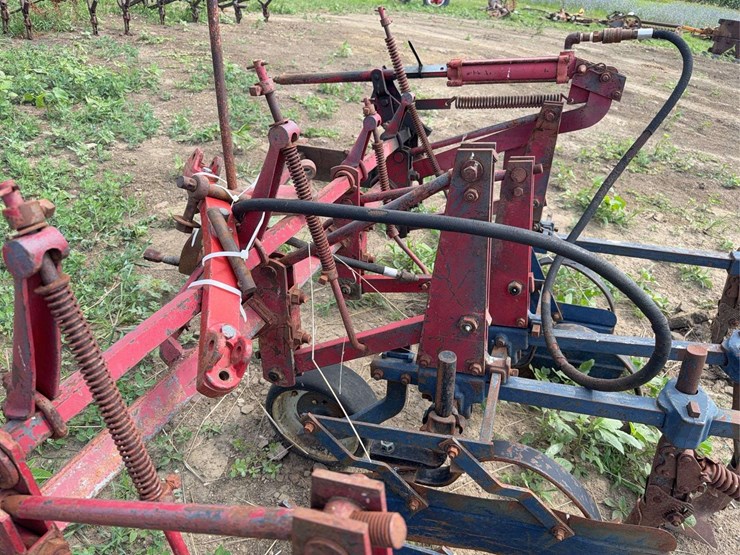 international-harvester-34-461-fast-hitch-mounted-cultivator-image-15