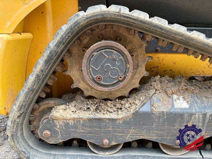 new-holland-c227-image-29