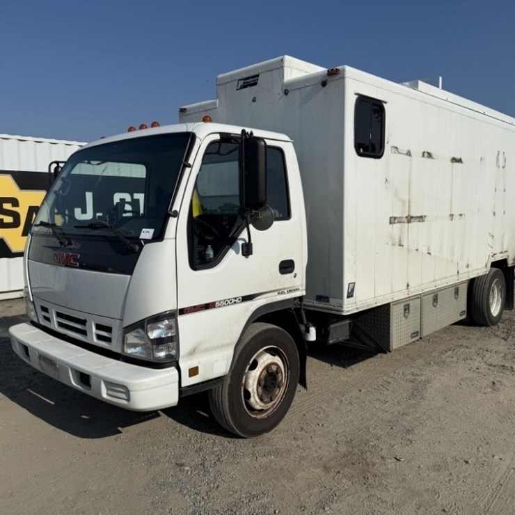 2007 GMC W5500HD