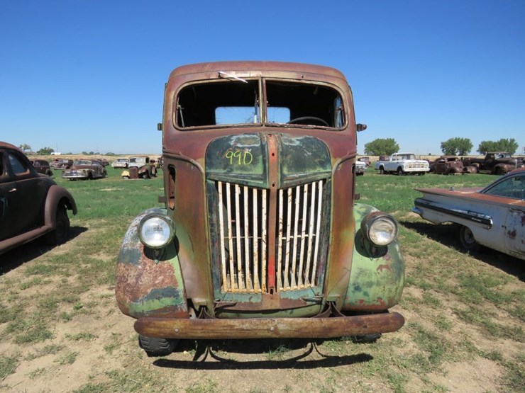 1947-ford-coe-truck-image-2