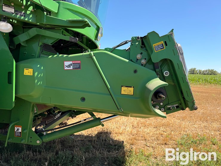 2011-john-deere-9770-sts-image-17