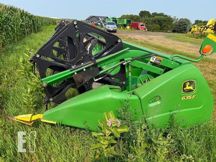 2009-john-deere-635f-image-1