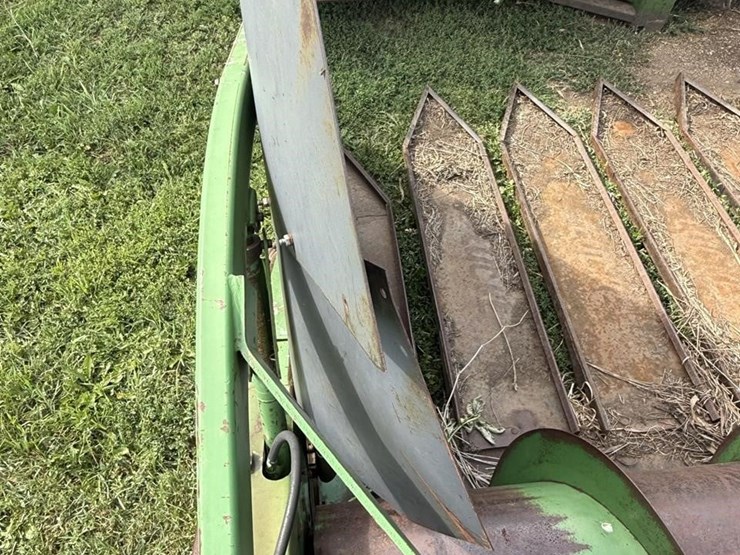 1985-john-deere-230r-image-2