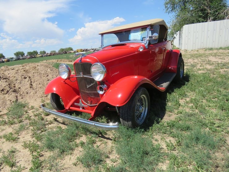 1932-ford-roadster-custom-image-1