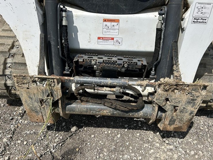 2022-bobcat-t770-image-9