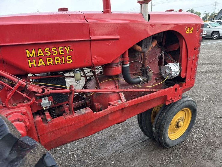 massey-harris-44-image-15